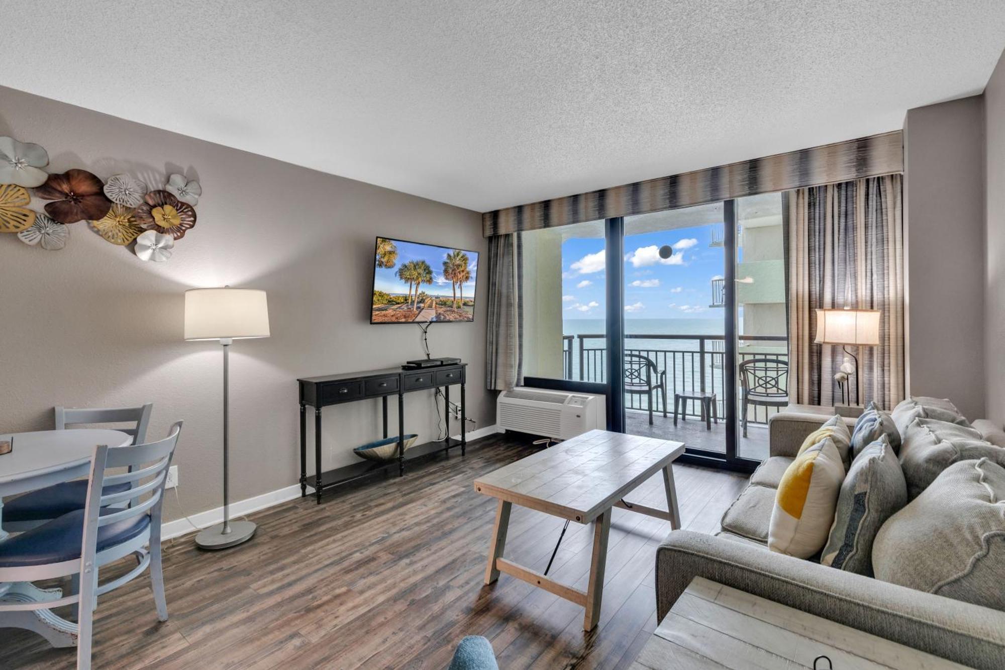 Ocean-Front Condos At Patricia Grand Myrtle Beach Exterior foto